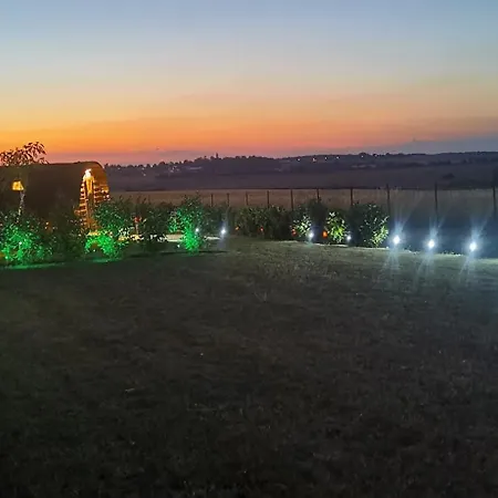 Cahute Enchantee Aubois Dormant Kamp alanı *