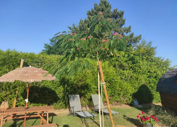 Cahute Enchantee Aubois Dormant Campingplads *