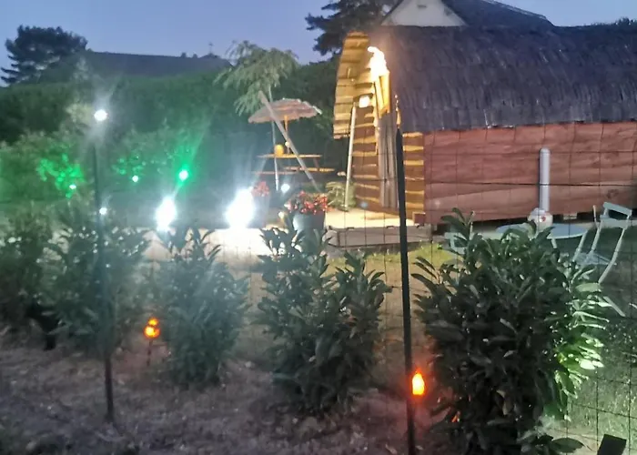 Cahute Enchantee Aubois Dormant Campingplads Magny-Fouchard