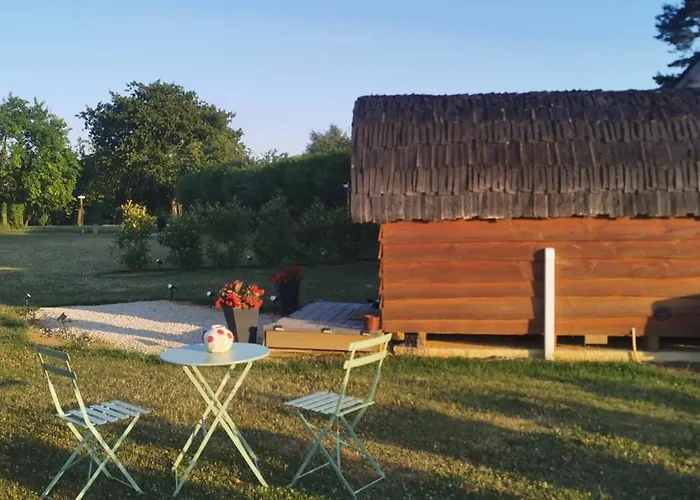 Cahute Enchantee Aubois Dormant Campingplads *